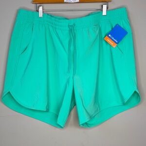 NEW Columbia Sz 2X Green Omni-Shade Regular Fit Bogata Bay Stretch Shorts Women